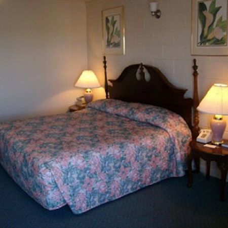 Knights Inn & Suites - Canyon Каньйон Номер фото